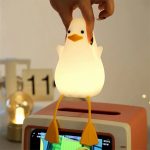 sitting duck silicon light lamp