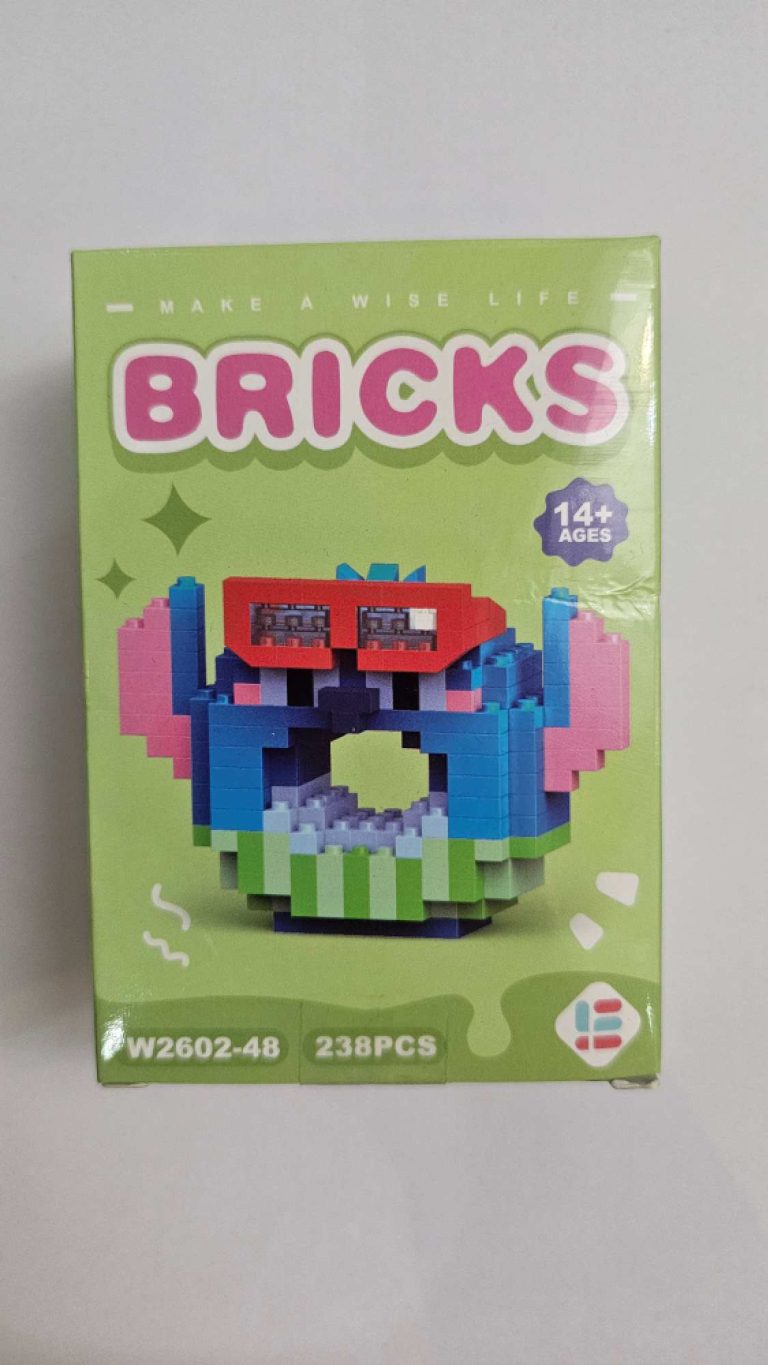 Lego minifigure Donut Stitch