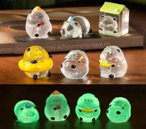 مجسمه شب‌تاب پاندا کیوت با شارژ نور محیط و طراحی فانتزی - فروشگاه Moochichi